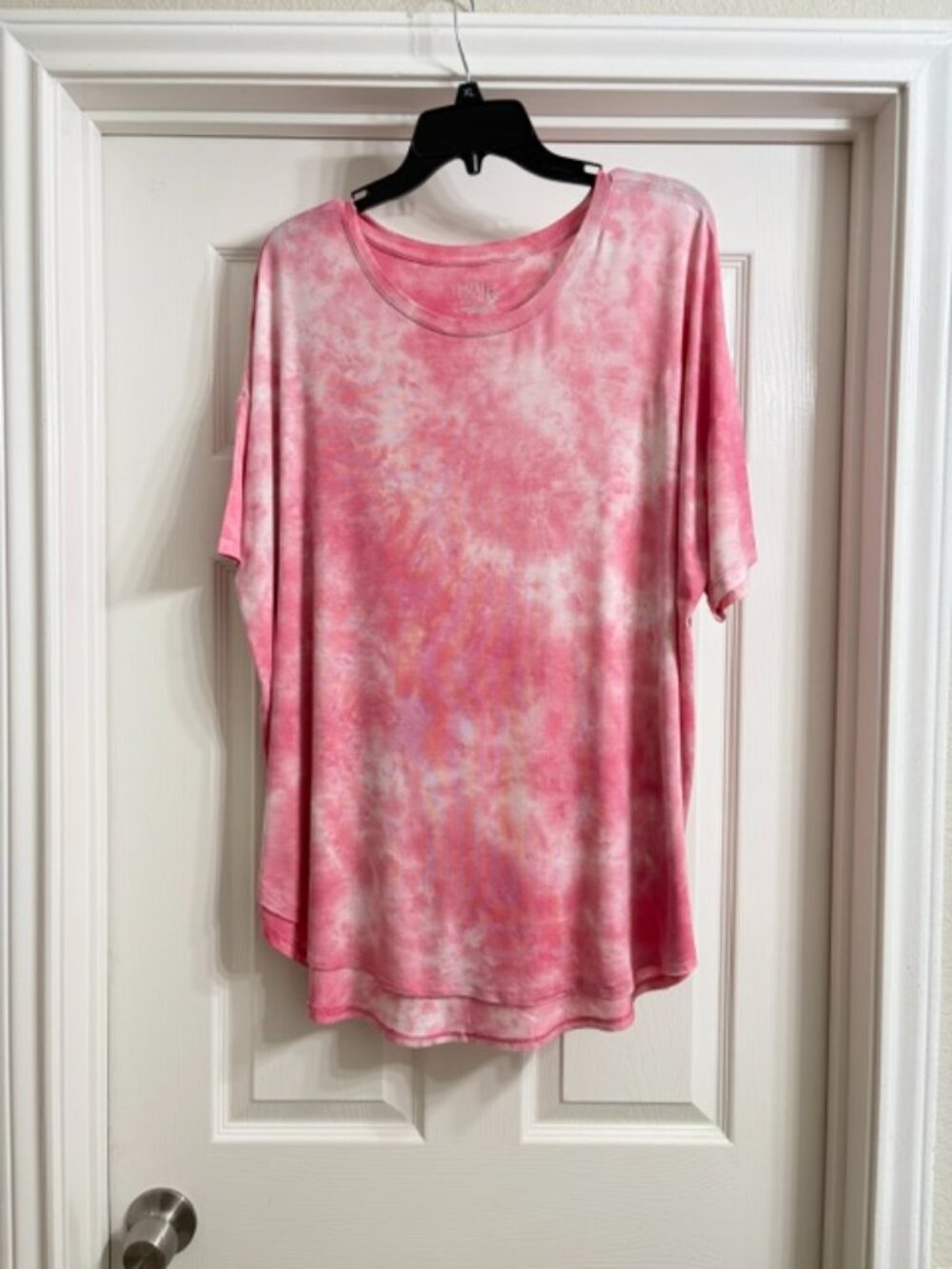Time and Tru Women's Pink and White Stretchy Tie Dye Shirt, Size XL